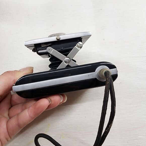 Vtg Kodak Flash Bantam Anastar f:4.5 48mm Strut Folder Camera EI2855 Untested - Picture 7 of 9